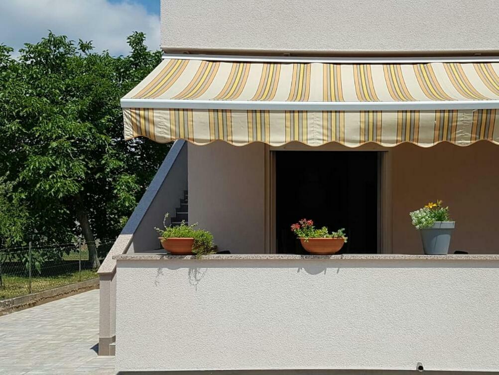 Marine Sukošan Exterior foto