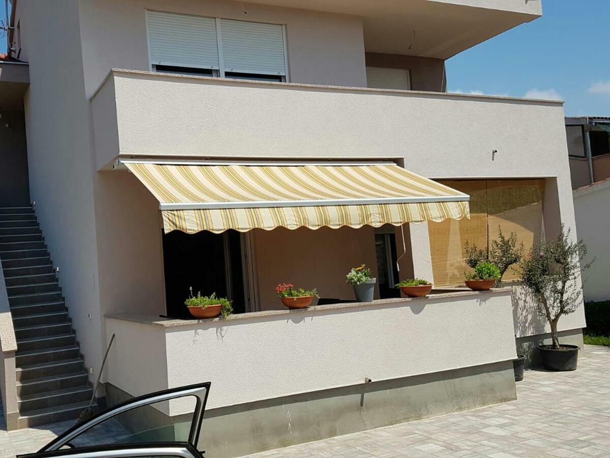 Marine Sukošan Exterior foto